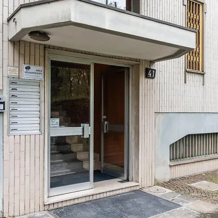 Frassini Flexyrent Apt. Aircon Apartmán